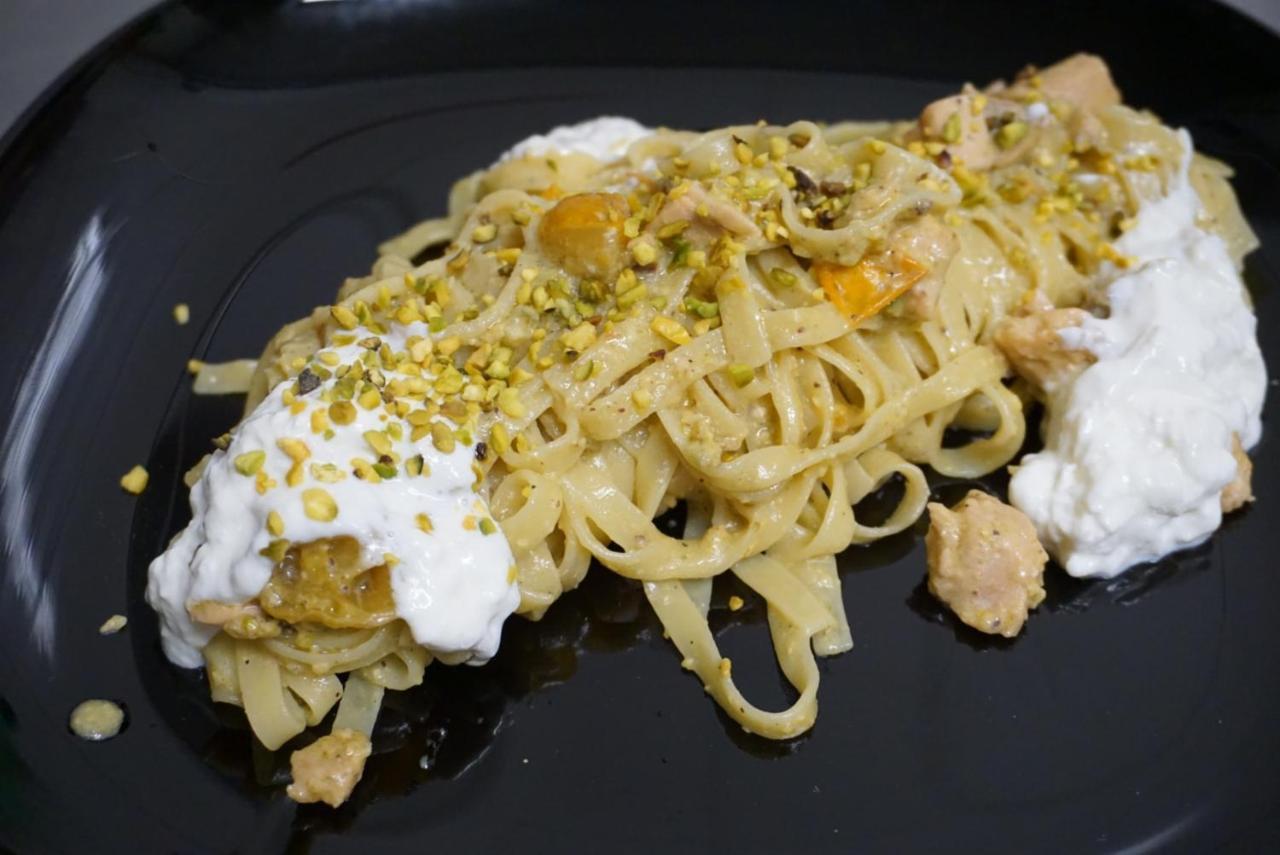 Pomodoro Bed Bed & Breakfast กาสโตรวิลลารี ภายนอก รูปภาพ
