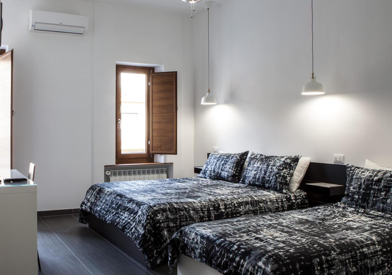 Pomodoro Bed Bed & Breakfast กาสโตรวิลลารี ภายนอก รูปภาพ
